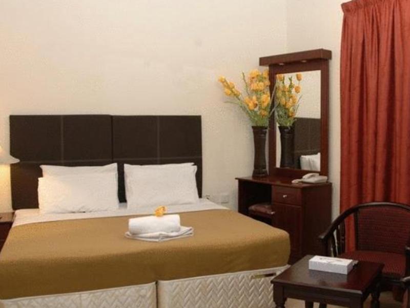 Al Reem Hotel Apartments シャルジャ エクステリア 写真