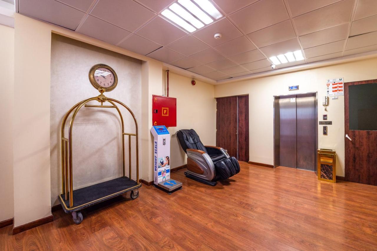 Al Reem Hotel Apartments シャルジャ エクステリア 写真